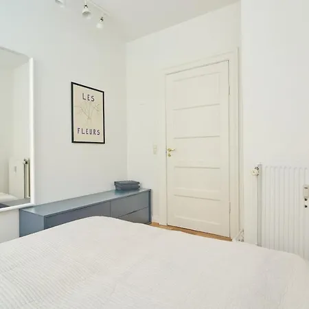 Light And Spacious In City-centre *